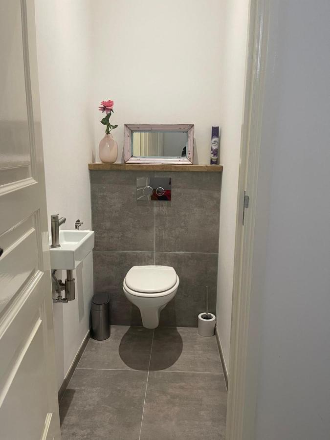 Canal House In Historic City Center Gouda Luaran gambar