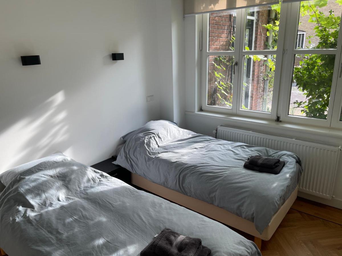Canal House In Historic City Center Gouda Luaran gambar