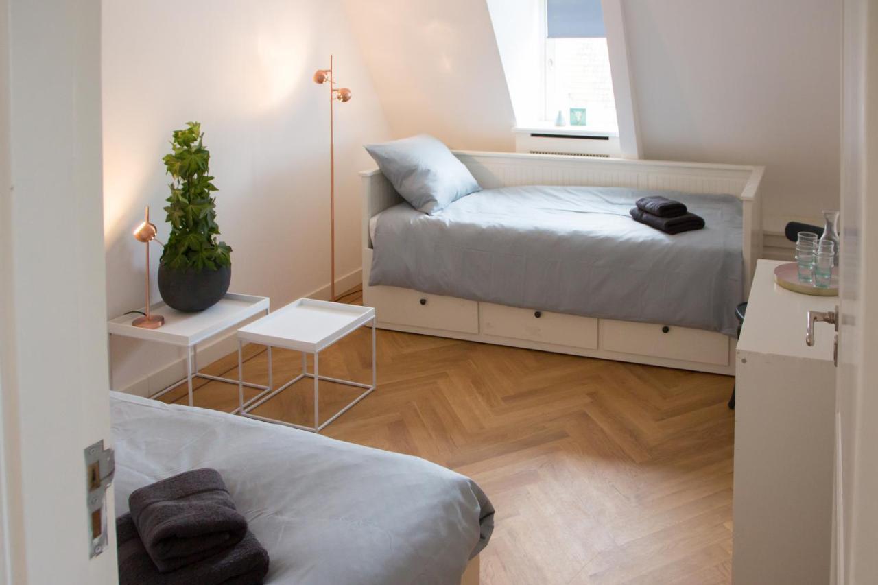 Canal House In Historic City Center Gouda Luaran gambar